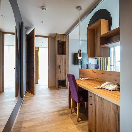 Hotel Vitalpina Waldhof