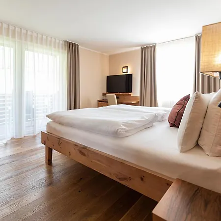 Hotel Vitalpina Waldhof 4*